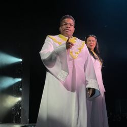 Gospel music during O Wondrous Night Christmas show