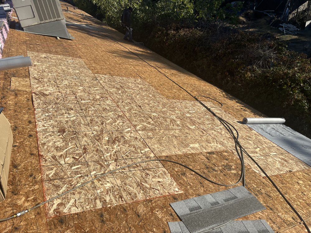 Slide of H & G Roofing