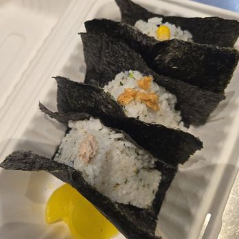 Honey Pearl Cafe - Rice ball flights to-go (creamy yuzu tuna, sweet salmon, cheese corn) - Bubble Tea Near Me - Portland, Oregon Honey Pearl Cafe - Rice ball flights to-go (creamy yuzu tuna, sweet salmon, cheese corn) - Bubble Tea Near Me - Portland, Oregon