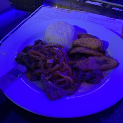 Guava Tropical Restaurant - The Dominican steak dinner Yum!