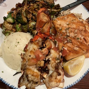 Red Lobster - Lobster salmon shrimp - Seafood Near Me - Suitland, Maryland Red Lobster - Lobster salmon shrimp - Seafood Near Me - Suitland, Maryland