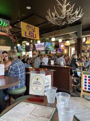 Jameson’s Pub by null