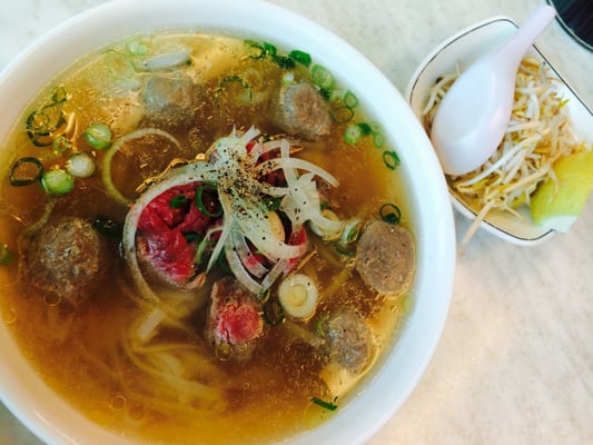 Try It Out Restaurant by null