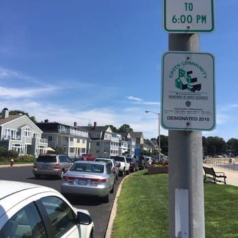 King's Beach - 2 hour street parking - Beaches Near Me - Swampscott, Massachusetts