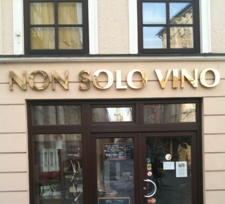 Non Solo Vino Italienische Delikatessen by null