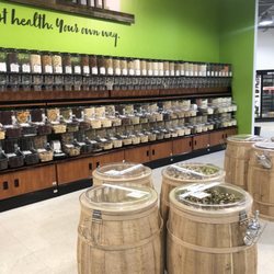 AKiN'S Natural Foods - Inside