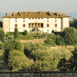Villa Medicea La Ferdinanda - Villa Medicea - La Ferdinanda in Artimino (FI); auch die "Villa mit den hundert Kaminen" genannt.