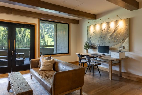 Snowpine Lodge by null