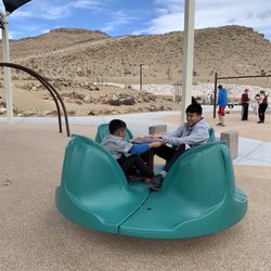 Southwest Ridge Park - Merry go round swing