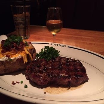 Hillstone - The Hawaiian Rib-eye. - Salad Near Me - Houston, Texas