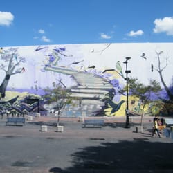 Rambla Cataluña - Mural sobre lo que fue Cine Estudiante