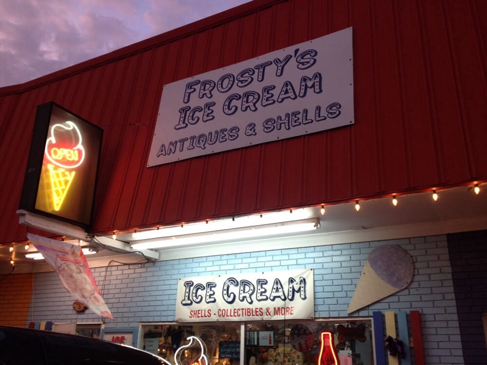 Frosty's Ice Cream, Oak Island Roadtrippers