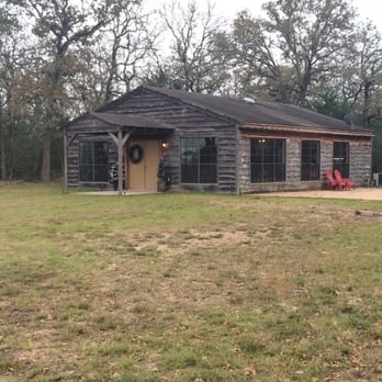 Night Bird Ranch - On site dining area / dance hall - Bed & Breakfast Near Me - Ledbetter, Texas
