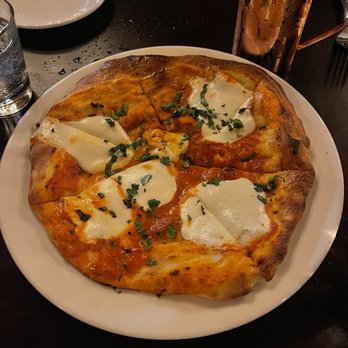 Garrison House - Margherita Pizza - Bars Near Me - Brookline, Massachusetts Garrison House - Margherita Pizza - Bars Near Me - Brookline, Massachusetts