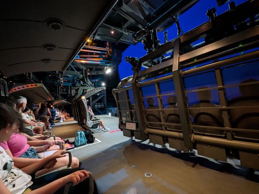 Soarin' Around the World by null