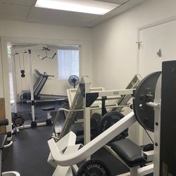 Private Personal Training - Legs and Glute machines