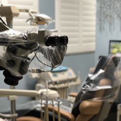 Antonio Vera DDS - Microscope