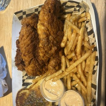 BRD - Tender Box with Fries - 2 Tenders - Chicken Shop Near Me - Baltimore, Maryland
