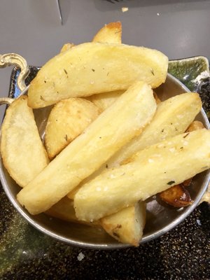 Skewd Cockfosters by null