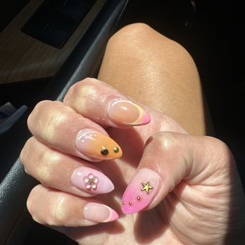 Puffin Nails - Nail Salons Near Me - Concord, California Puffin Nails - Nail Salons Near Me - Concord, California