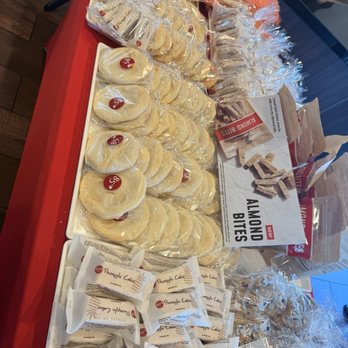 85°C Bakery Cafe-Stockton - Bakeries Near Me - Stockton, California