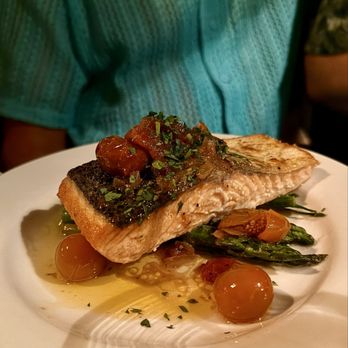 La Bonne Table - Salmon - French Near Me - San Diego, California La Bonne Table - Salmon - French Near Me - San Diego, California