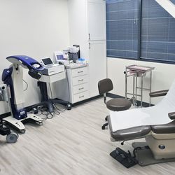 Family Foot & Ankle - Exam Room