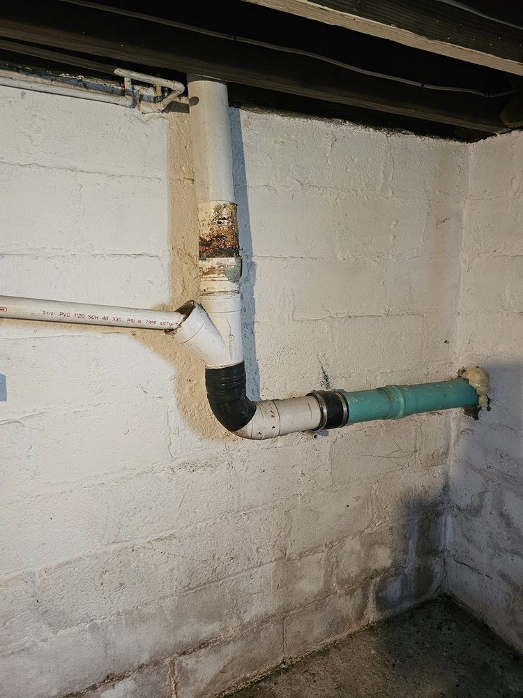 Slide of Aqua-Tech Plumbing