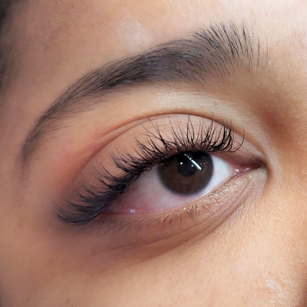 EMME Lash & Brow - Cambridge Logo