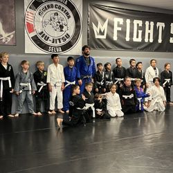 Fight Syndicate Mixed Martial Arts and Fitness - Group pic