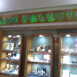 Pezzuto A & G