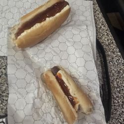 Snack Nook - Dry bun and pathetic dog