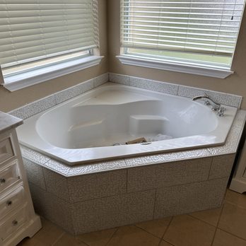 LFC Home Renovations - Shower remodel and tub update - General Contractors Near Me - Fort Worth, Texas LFC Home Renovations - Shower remodel and tub update - General Contractors Near Me - Fort Worth, Texas