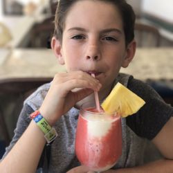 Roberto Alarcon Tours - Enjoying a virgin hurricane watching the cliff divers