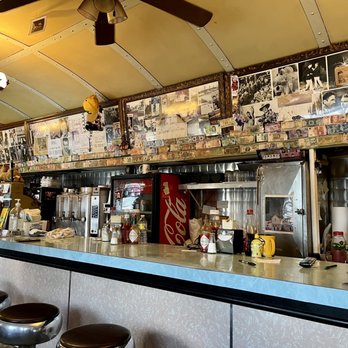 Dumont Crystal Diner - a view of the counter - Diners Near Me - Dumont, New Jersey