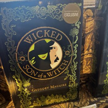 Barnes & Noble - Bookstores Near Me - Phoenix, Arizona