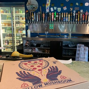 Mellow Mushroom Lexington - Draft beer and to-go leftovers - Pizza Near Me - Lexington, South Carolina