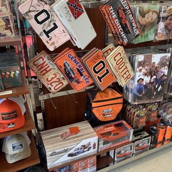Cooter's Place - Luray - Souvenirs - Museums Near Me - Luray, Virginia