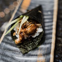 Narumi Sushi - Salmon Skin Hand Roll