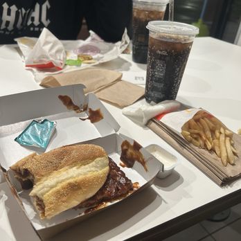 McDonald's - Burgers Near Me - Portland, Oregon McDonald's - Burgers Near Me - Portland, Oregon