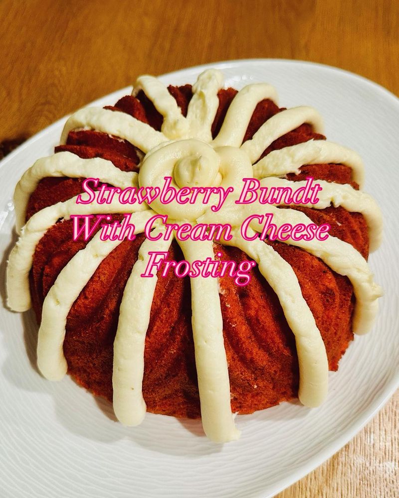 Bundt Bundt Baby Logo