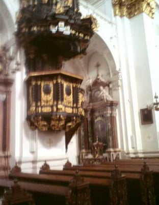 Alter Dom - Ignatiuskirche by null