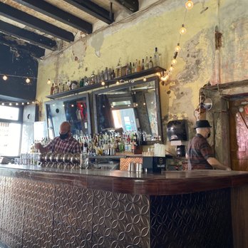 La Factoría - Bar área - Cocktail Bars Near Me - San Juan, Puerto Rico La Factoría - Bar área - Cocktail Bars Near Me - San Juan, Puerto Rico