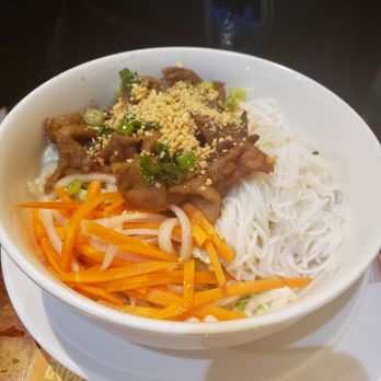 Pho Saigon - Pork vermicelli bowl - Vietnamese Near Me - Philadelphia, Pennsylvania Pho Saigon - Pork vermicelli bowl - Vietnamese Near Me - Philadelphia, Pennsylvania