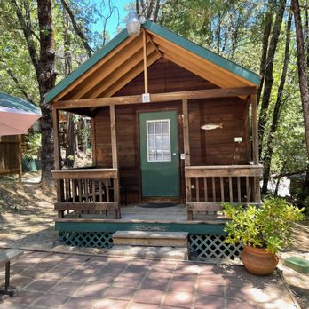 Lazy Z Resort - Cute cottage - Resorts Near Me - Twain Harte, California