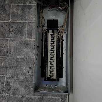 Groves Electric - Electricians Near Me Groves Electric - Electricians Near Me