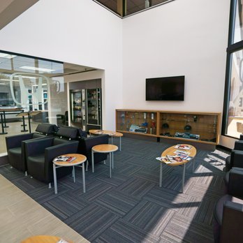 Fisher Acura - Honda Service Lounge - Car Dealers Near Me - Boulder, Colorado