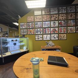 Seven Sagas Tattoo Studio - Lobby