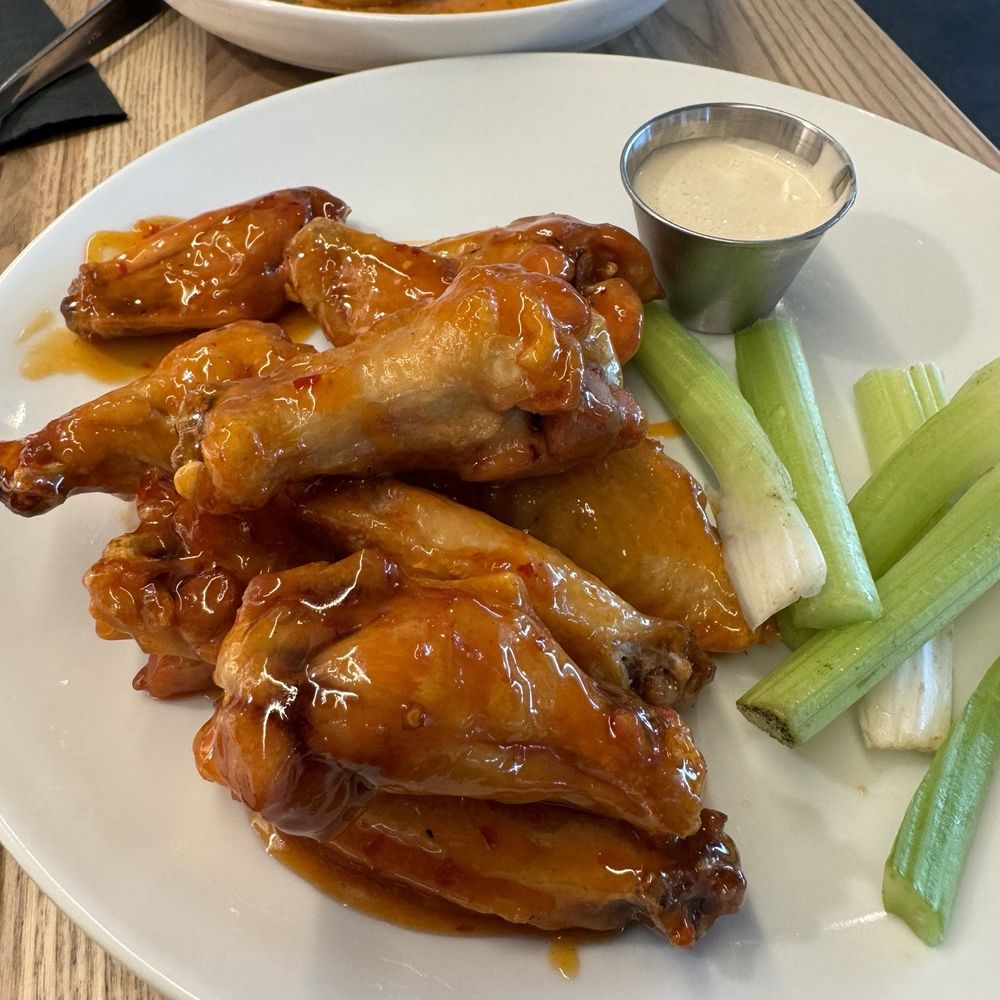 Haven Beer - Seeet Thai chili wings - Brewpubs Near Me - Hamden, Connecticut Haven Beer - Seeet Thai chili wings - Brewpubs Near Me - Hamden, Connecticut