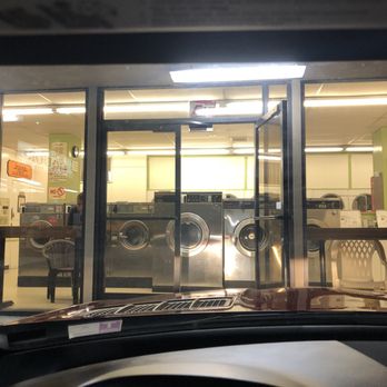 Suds & Duds Laundromat - Laundromat Near Me - Manhattan Beach, California Suds & Duds Laundromat - Laundromat Near Me - Manhattan Beach, California